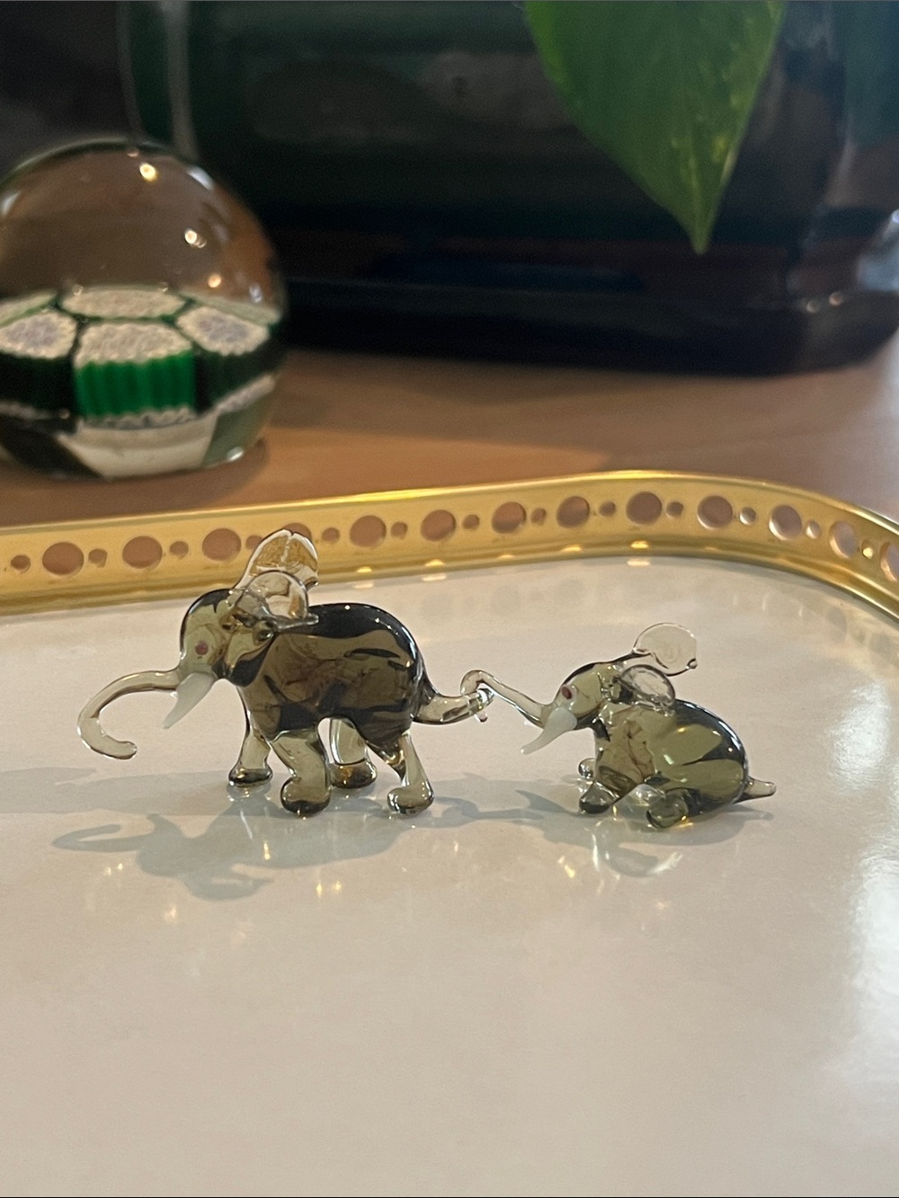 Miniature Art Glass Elephants Mommy and Baby Decorative Blown Glass Miniatures